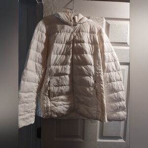 NWOT Heat Keep Cozy White Down Puffer Jacket for Women